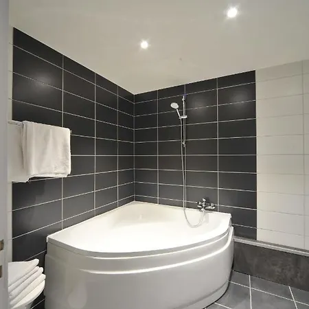 Bed & Breakfast Le Clos Fleuri - Maison Vigier Maringues