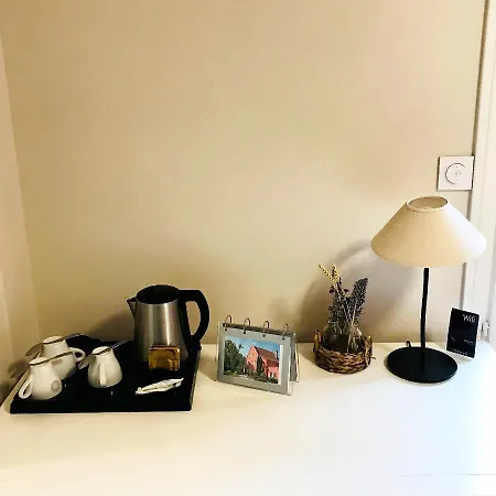 Le Clos Fleuri - Maison Vigier Bed & Breakfast Maringues