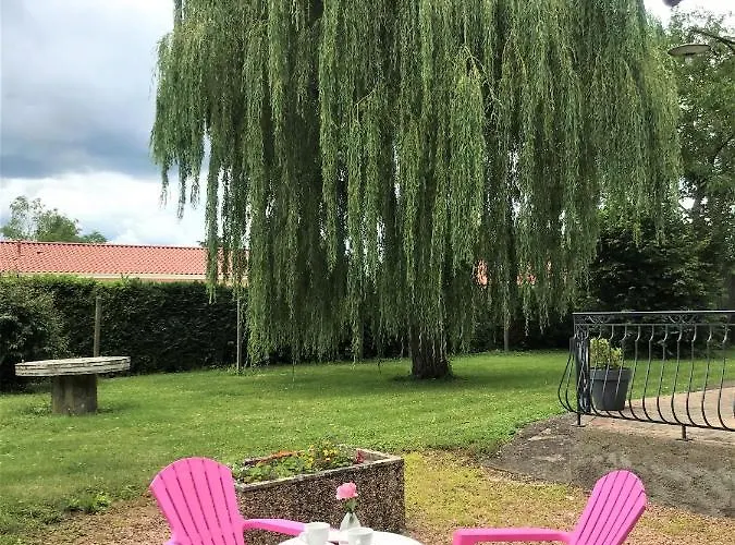 Nocleg ze śniadaniem Le Clos Fleuri - Maison Vigier Maringues